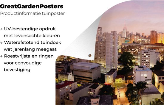 Tuinposters buiten Een roze getinte schemering valt over São Paulo in Brazilië - 90x60 cm - Tuindoek - Buitenposter