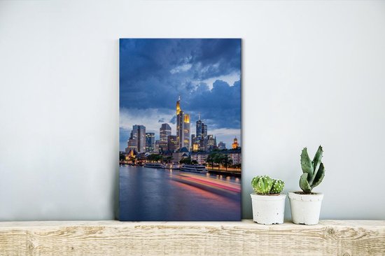 Formation de nuages sur Francfort-sur-le-Main en Allemagne Toile 20x30 cm - petit - Tirage photo sur toile (Décoration murale salon / chambre) / Villes européennes Peintures sur toile
