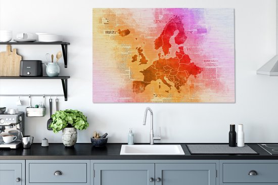 Carte de l'Europe en différentes couleurs chaudes sur papier journal 120x80 cm - Tirage photo sur toile (Décoration murale salon / chambre)