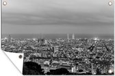 Tuinposter - Tuindoek - Tuinposters buiten - Barcelona skyline bij schemering - zwart wit - 120x80 cm - Tuin