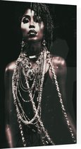 Portret van een vrouw gehuld in sieraden - Foto op Plexiglas - 40 x 60 cm