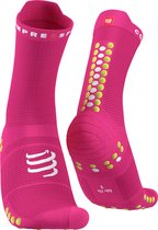 Compressport Pro Racing Socks v4.0 Run High Fluo Pink/Primerose - Hardloopsokken
