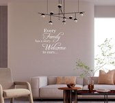 Stickerheld - Muursticker "Every family has a story... Welcome to ours..." Quote - Woonkamer - inspirerend - Engelse Teksten - Mat Wit - 41.3x51.8cm