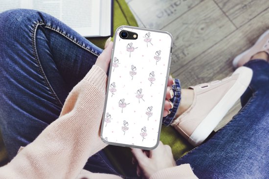Telefoonhoesje Geschikt voor iPhone SE 2020 hoesje - Meiden - Ballet - Roze - Patronen - Girl - Kids - Kinderen - Siliconen Telefoonhoesje Telefoonhoesje