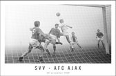 Walljar - Poster Ajax met lijst - Voetbalteam - Amsterdam - Eredivisie - Zwart wit - SVV - AFC Ajax '69 - 70 x 100 cm - Zwart wit poster met lijst