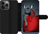 Bookcase Geschikt voor iPhone 13 Pro Max telefoonhoesje - Hond - Grappig - tas - Kinderen - Jongens - Meisjes - Kids - Met vakjes - Wallet case met magneetsluiting