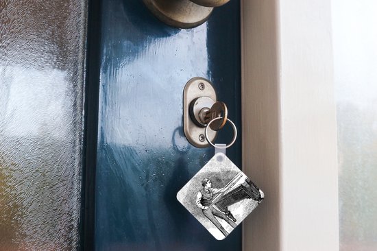 Porte-clés - Un dessin historique d'un homme jouant au billard - Plastique