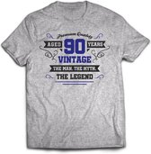 90 Jaar Legend - Feest kado T-Shirt Heren / Dames - Antraciet Grijs / Donker Blauw - Perfect Verjaardag Cadeau Shirt - grappige Spreuken, Zinnen en Teksten. Maat XL