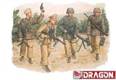 1:35 Dragon 6036 Hermann Goering Division Tunisia 1943 - Figures Plastic kit