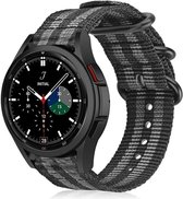Strap-it Watch 4 & Watch 5 bandje - Samsung Galaxy Watch 4 Classic 46mm nylon gesp band - zwart/grijs - Geschikt voor Samsung Galaxy Watch 5 Pro – 44mm – 40mm & Galaxy Watch 4 40mm