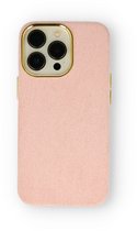 Casemania Hoesje Geschikt voor Apple iPhone 12 & 12 Pro Roze - Alcantara Back Cover