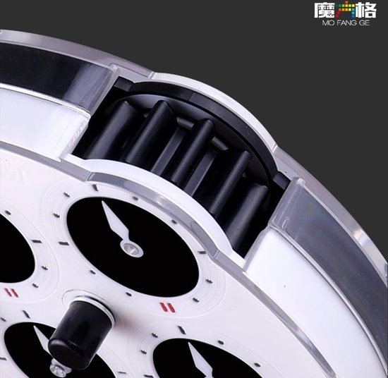 Thumbnail van een extra afbeelding van het spel Qiyi Chuanshi Clock Magnetic Clock