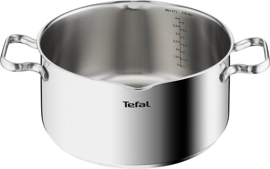 Pan met twee handvatten en maatstreepjes, Max 4,7 L, 5 Qt.