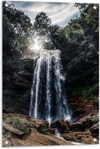 Tuinposter – Glinsterende Waterval - 60x90cm Foto op Tuinposter  (wanddecoratie voor buiten en binnen)