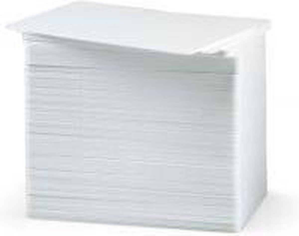100 Blanco PVC kaarten (bankpasformaat) / Plastic cards / PVC passen