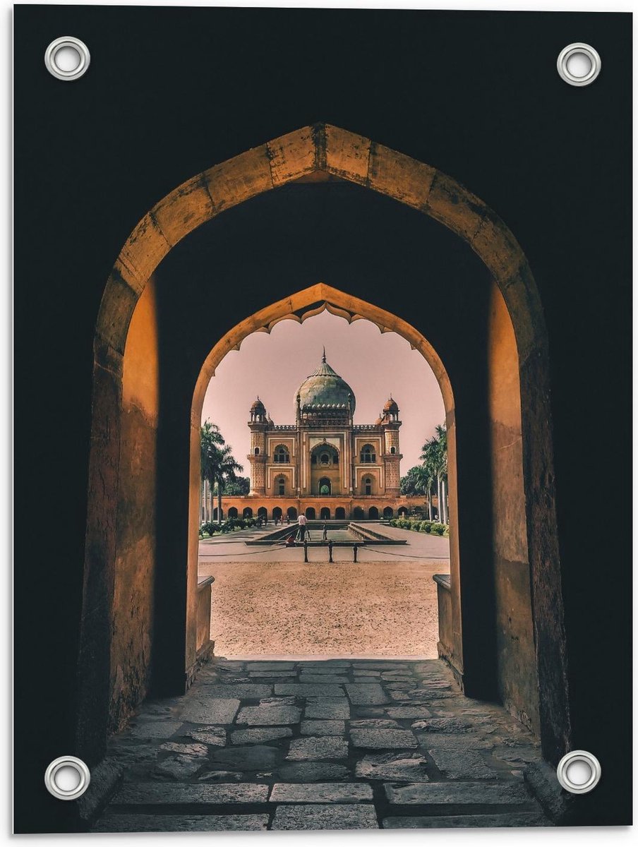 Tuinposter – Kleine Tunnel naar Paleis - 30x40cm Foto op Tuinposter (wanddecoratie voor buiten en binnen)