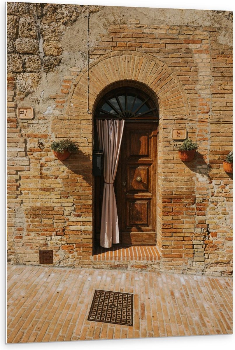 Forex - Voordeur Klein Bruin Huisje - 80x120cm Foto op Forex