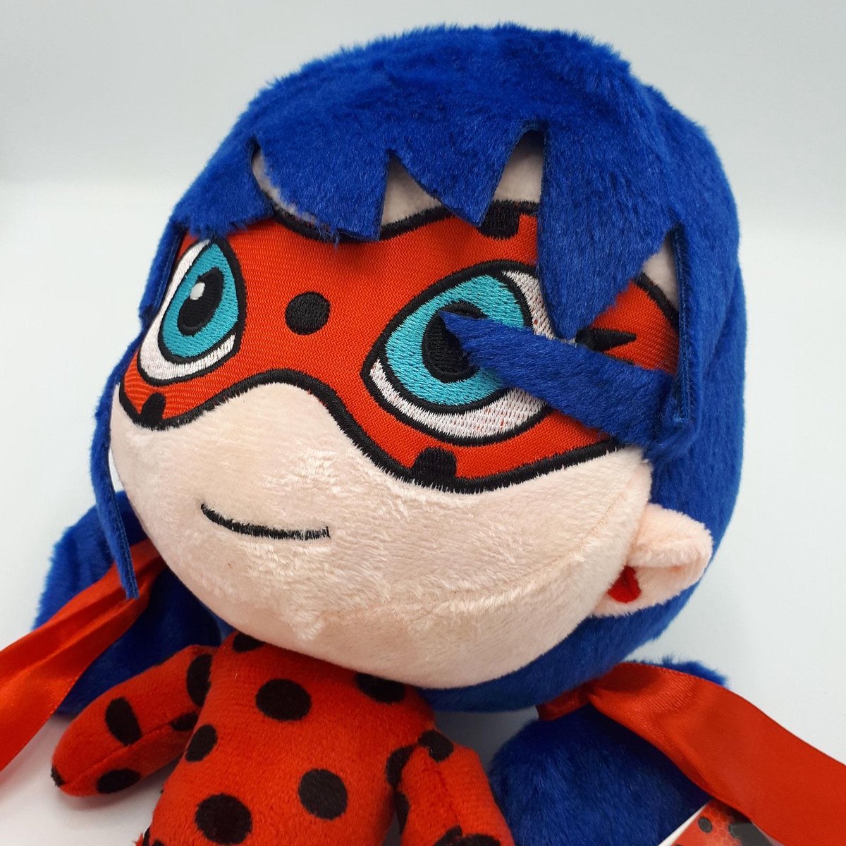 Peluche Miraculous Ladybug 27 cm pas cher 