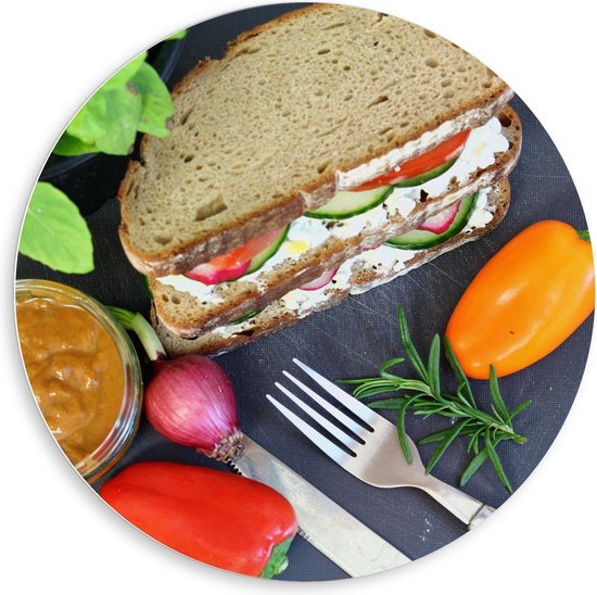 Forex Wandcirkel - Sandwich met Groente - 80x80cm Foto op Wandcirkel (met ophangsysteem)