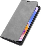 Samsung Galaxy A23 Bookcase hoesje - Just in Case - Effen Grijs - Kunstleer
