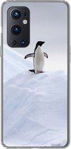 Geschikt voor OnePlus 9 Pro hoesje - Pinguïn - IJs - Winter - Siliconen Telefoonhoesje