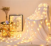 LuxeBass Lichtsnoer Slinger lampjes Lichtslinger | Warm wit - 10 Meter - 80 LEDs - Binnen en Buiten | Kerstverlichting - Feestverlichting - Decoratie - Tuinverlichting - Buitenverlichting - Binnenverlichting - LB639