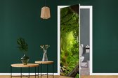 Deursticker Jungle - Groen - Natuur - Tropisch - Planten - 80x205 cm - Deurposter