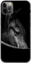 Geschikt voor iPhone 12 Pro Max hoesje - Paarden - Portret - Zwart - Dieren - Siliconen Telefoonhoesje