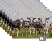 Placemat - Placemats kunststof - Koeien - Weiland - Dieren - Natuur - Gras - 45x30 cm - 6 stuks - Hittebestendig - Anti-Slip - Onderlegger - Afneembaar