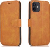 Bookcase Geschikt voor Apple iPhone 12 - Bruin - Pasjeshouder - Portemonnee