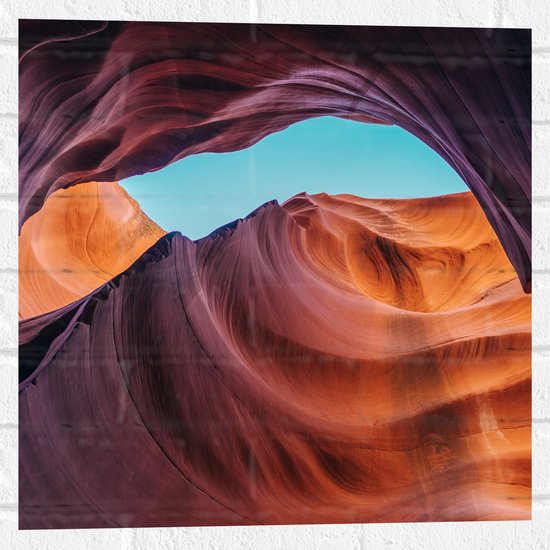 WallClassics - Muursticker - Bogen in Antelope Canyon - 50x50 cm Foto op Muursticker