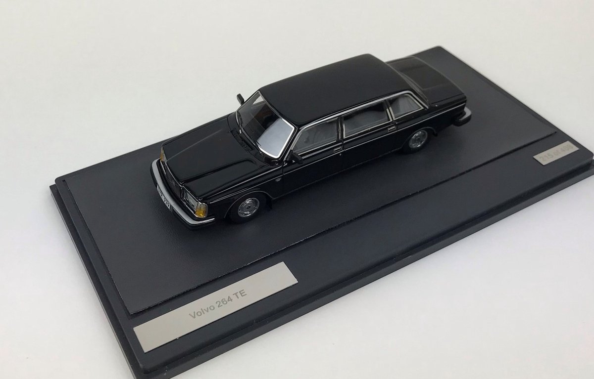 Volvo 264 TE Limousine 1978 zwart, Matrix MX12106-022