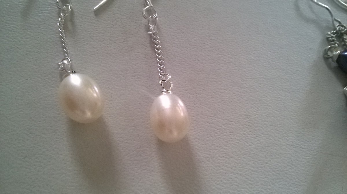 Gemstones-silver-natuursteen oorhangers zilver 925 3 cm 2g zoetwaterparel 7 mm