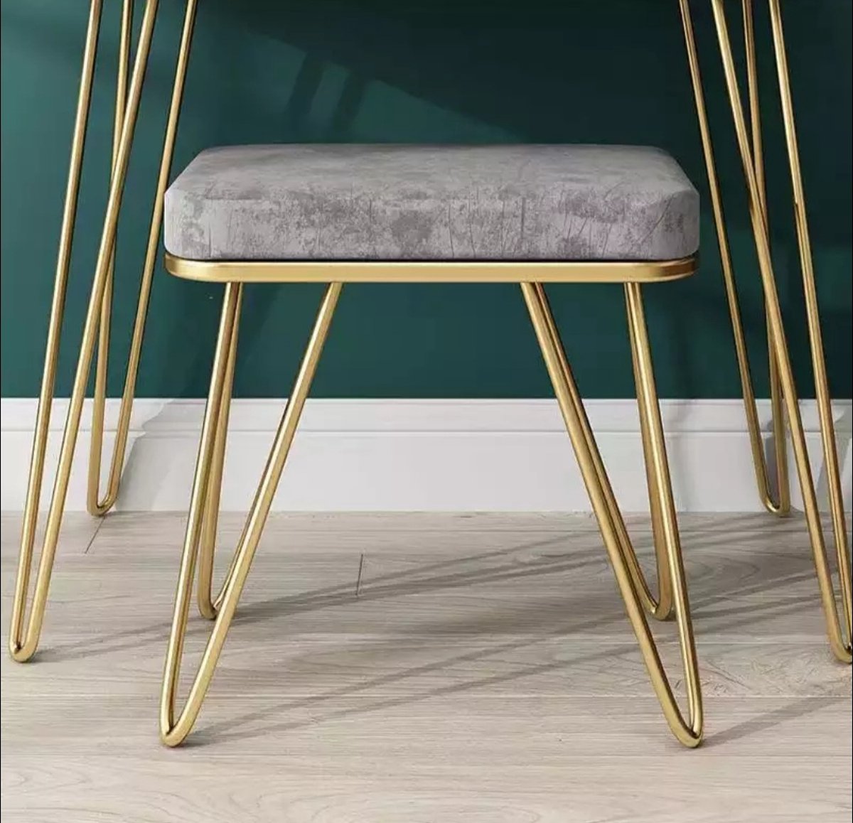 Kruk - Fluweel, Hout - online veiling Catawiki