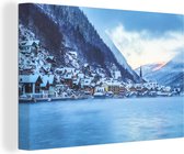 Canvas Schilderij Alpen - Dorp - Sneeuw - 90x60 cm - Wanddecoratie