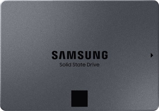Zilverkleurige Samsung Solid State Drive 870 QVO.