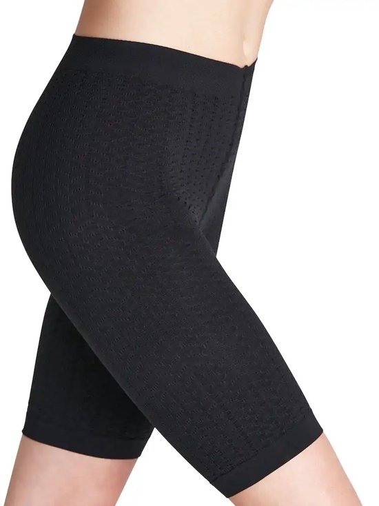 Zwarte shapewear shorts met ingeweven golvend patroon.