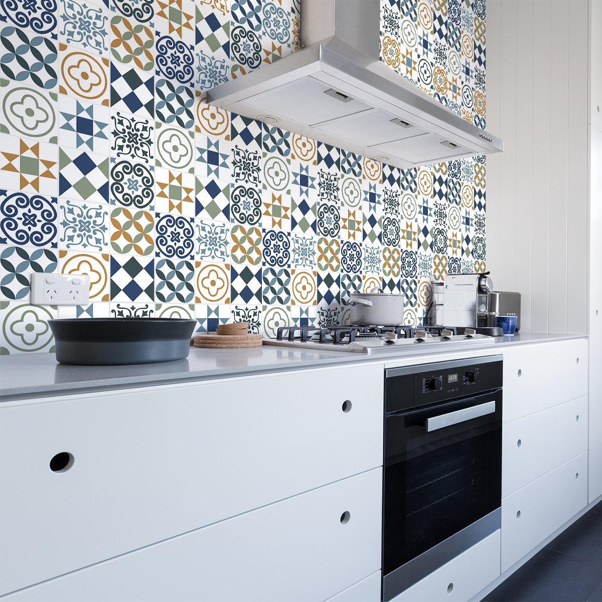 Ambiance Sticker Zelfklevende tegelmuurstickers voor keuken en badkamer - 60 cementtegelstickers, Azulejos Hana-stijl - 60 stickers, 10x10 cm Multi color