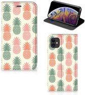 Apple iPhone 11 Flip Style Cover Ananas