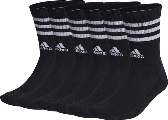 Zes paar zwarte sportsokken van adidas met drie witte strepen op de boord en het adidas logo.