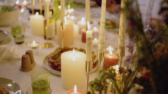 SPAAS - Bougies de table ménage 24cm, ± 8 heures, inodore - Ivoire - Pack économique 50 Bougies de table