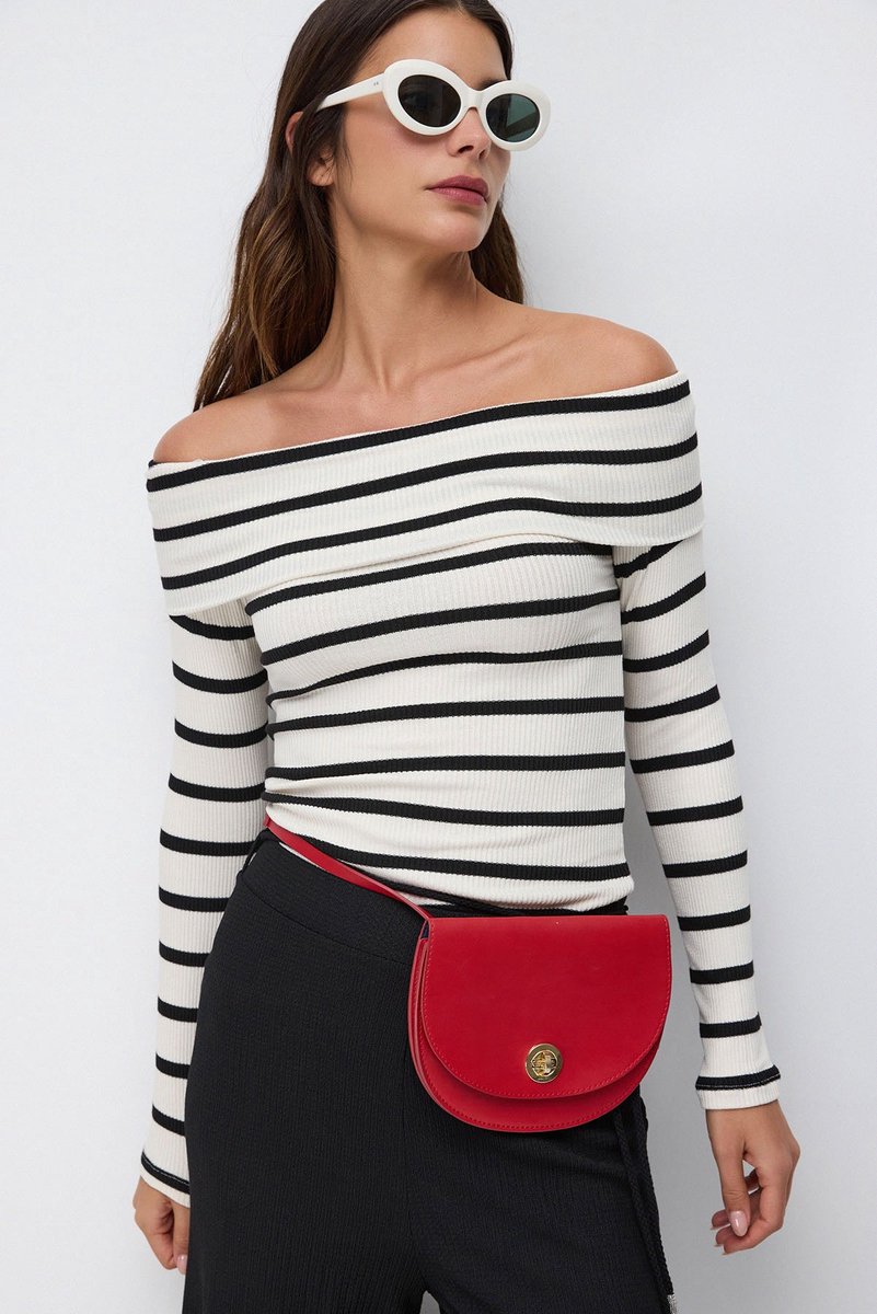 Blouse à col Carmen rayée