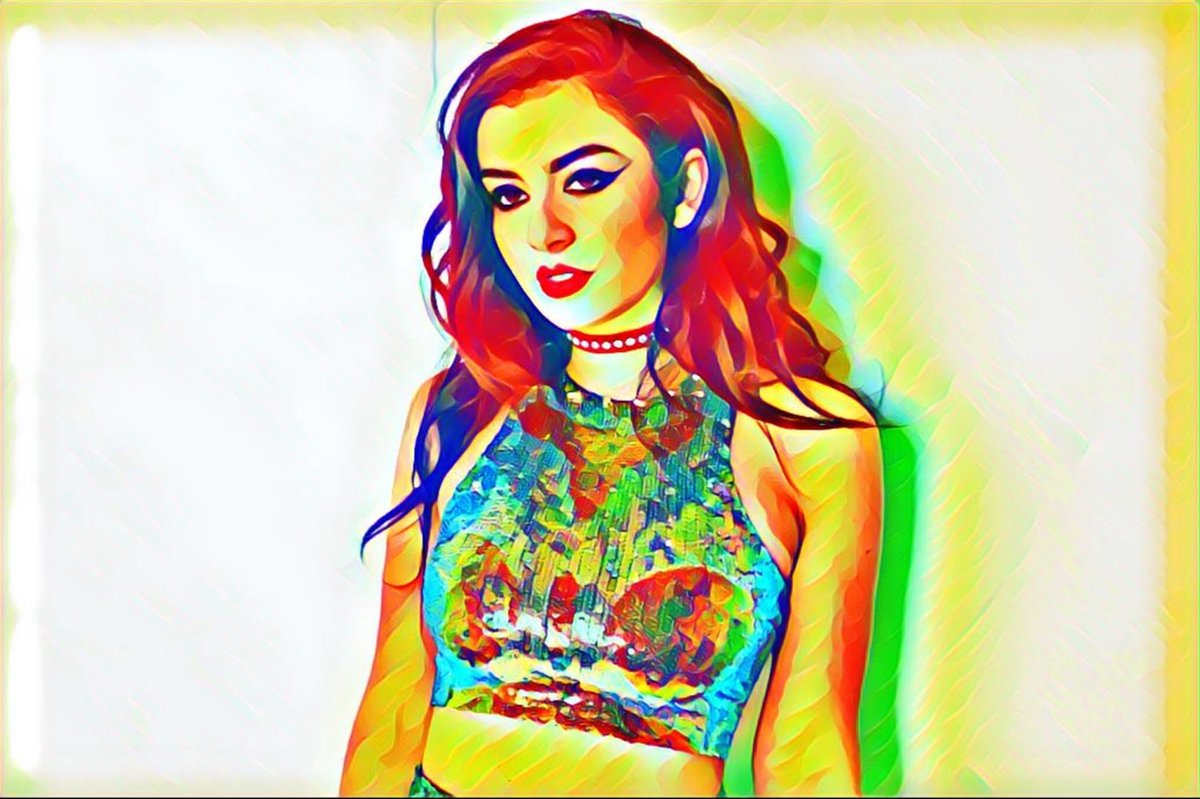 Passionforart.eu Charli XCX 1-3 - Canvas - 70 x 100 cm geel
