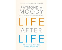 Omslag van Life After Life