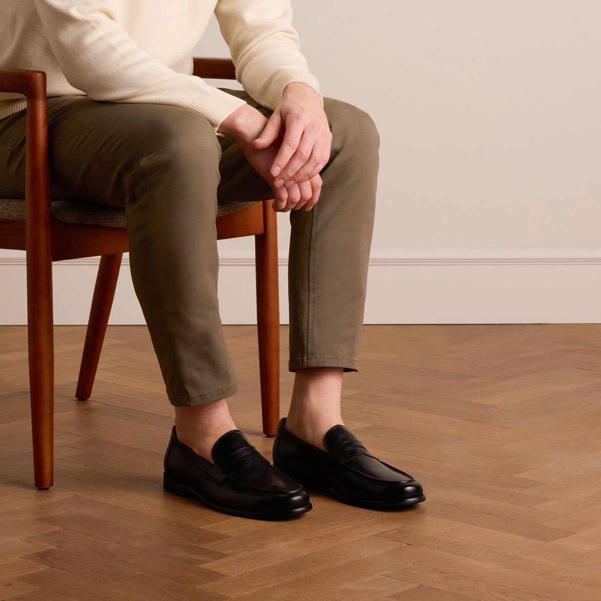 Manfield - Heren - Zwarte leren loafers - Maat 40