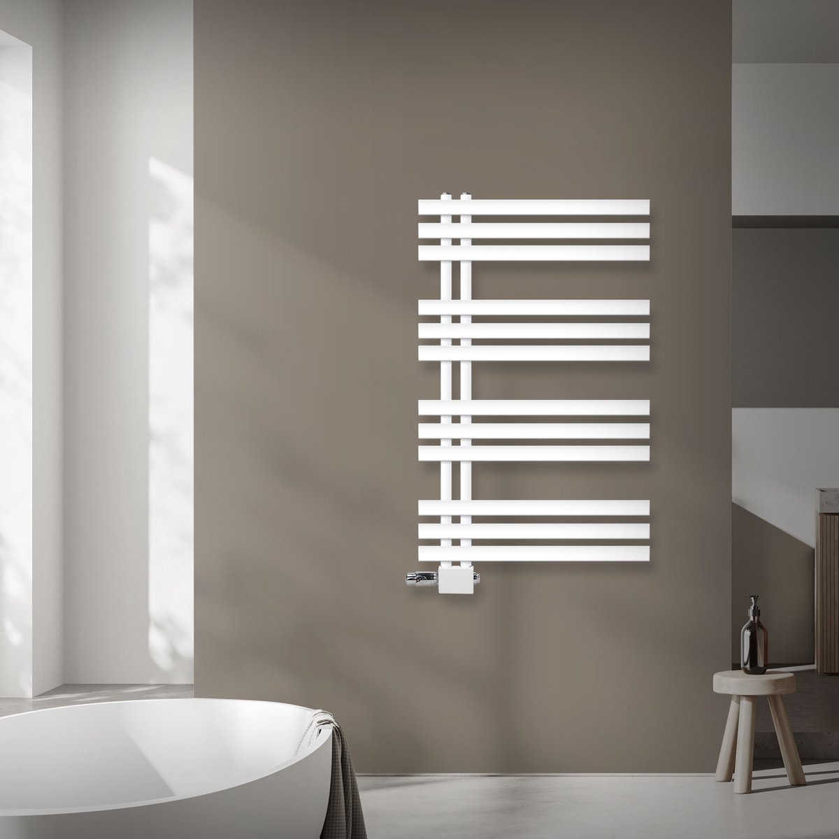 LuxeBath badkamerradiator IJzer EM 600x1000 mm Wit Middenaansluiting Aansluitset Thermostaat Universeel Hoek- en rechte doorvoer, designradiator Handdoekwarmer Handdoekdroger Handdoekradiator