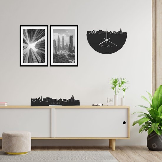 Skyline Reuver Bois Zwart sur pied - 60 cm - Décoration d'intérieur design - Décoration à poser et à suspendre - Plus de villes disponibles - Cadeau pour lui - Cadeau pour elle - Anniversaire - Pendaison de crémaillère - Intérieur - WoodWideCities