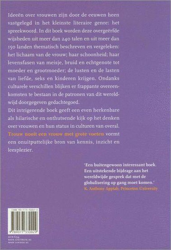 Trouw Nooit Een Vrouw Met Grote Voeten