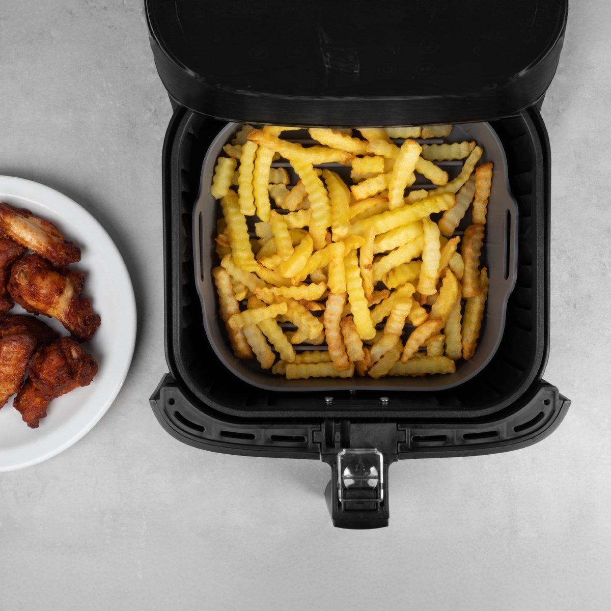 Fentic Airfryer Accessoires – Geschikt voor Airfryer XL en XXL – Met Airfryer Siliconen Bakje – ⌀ 20cm — afbeelding 3