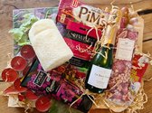 Feestelijk cadeaupakket voor haar met thee en verzorgingsproducten - cadeaupakket vrouw - moederdag